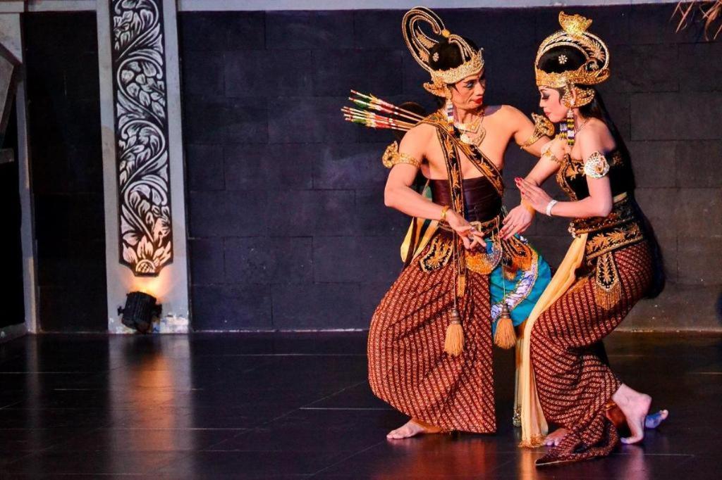 Tasneem Hotel Malioboro يوغياكارتا المظهر الخارجي الصورة