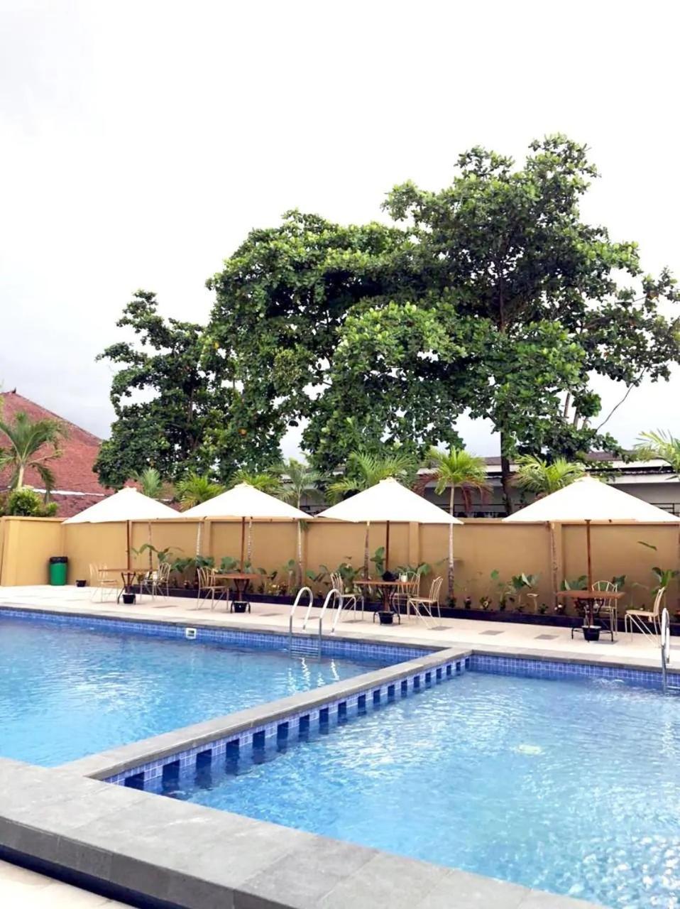 Tasneem Hotel Malioboro يوغياكارتا المظهر الخارجي الصورة